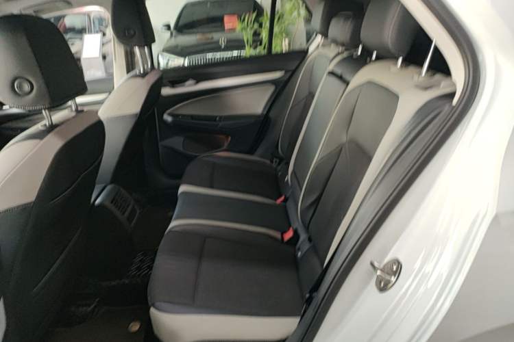 Used Volkswagen Golf 2023 Facelift 280TSI DSG Pro Left Rear Seat