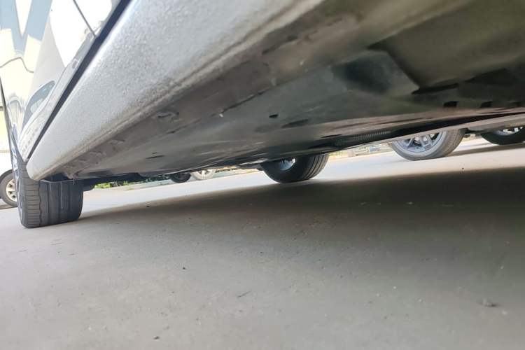 Used Volkswagen Golf 2023 Facelift 280TSI DSG Pro Left Side Sill