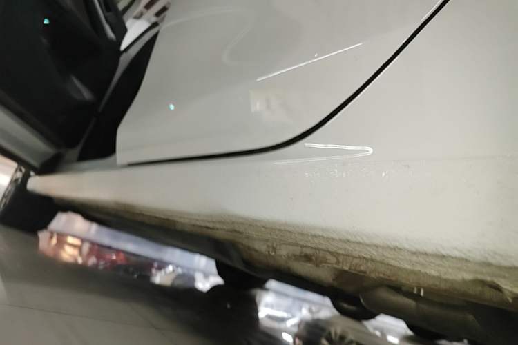 Used Volkswagen Golf 2023 Facelift 280TSI DSG Pro Left Side Sill