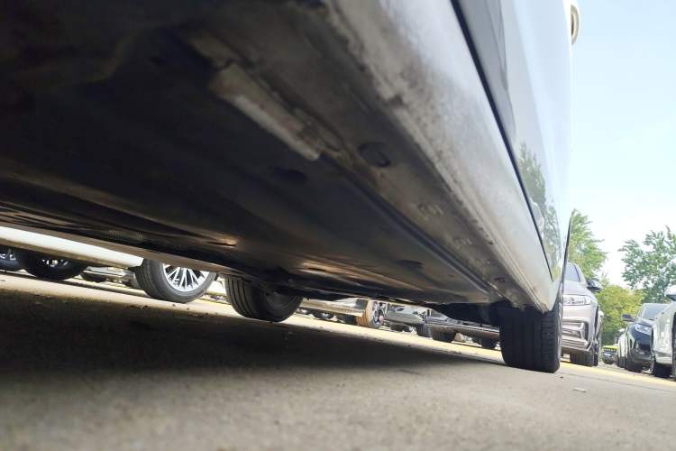 Used Volkswagen Golf 2023 Facelift 280TSI DSG Pro Left Side Sill