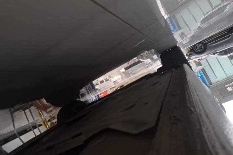 Used Volkswagen Golf 2023 Facelift 280TSI DSG Pro Left Side Sill