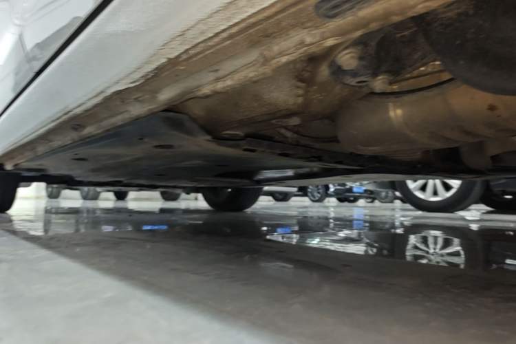 Used Volkswagen Golf 2023 Facelift 280TSI DSG Pro Left Side Sill