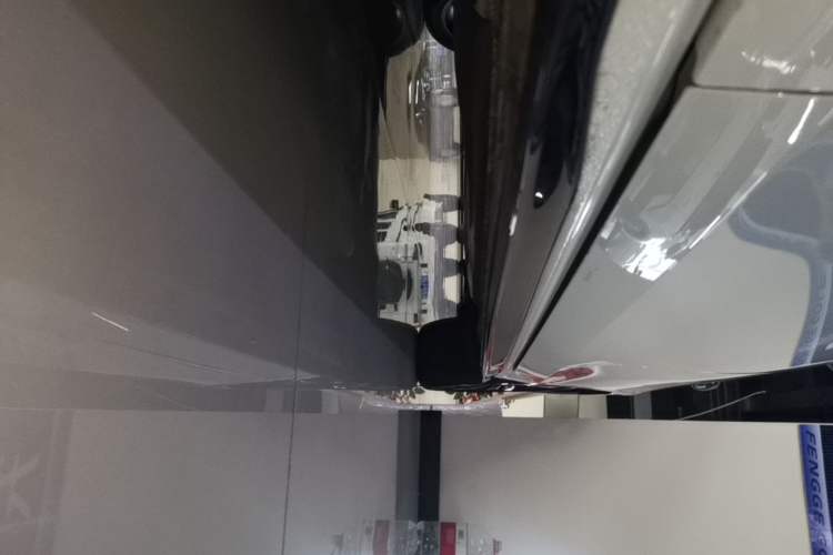 Used Volkswagen Golf 2023 Facelift 280TSI DSG R-Line Lite Left Side Sill