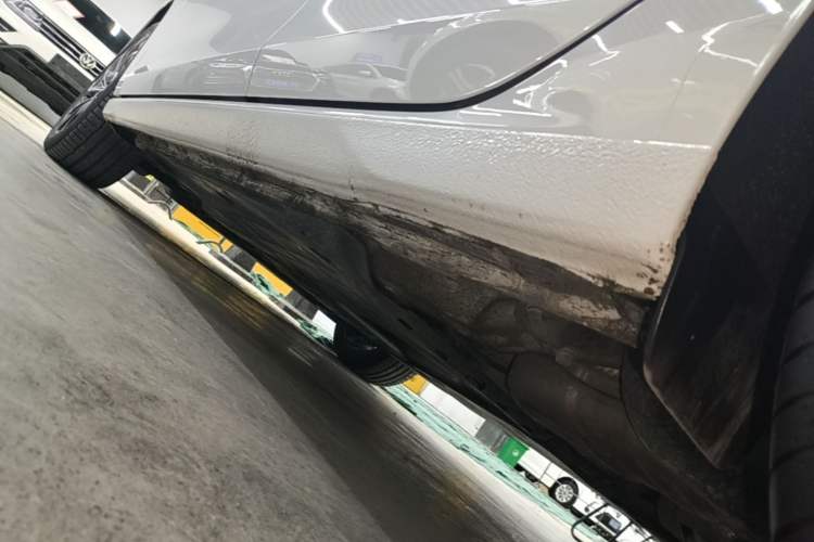 Used Volkswagen Golf 2023 Facelift 280TSI DSG Pro Left Side Sill