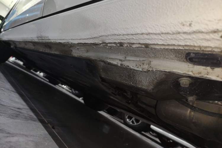 Used Volkswagen Golf 2023 Facelift 280TSI DSG Pro Left Side Sill