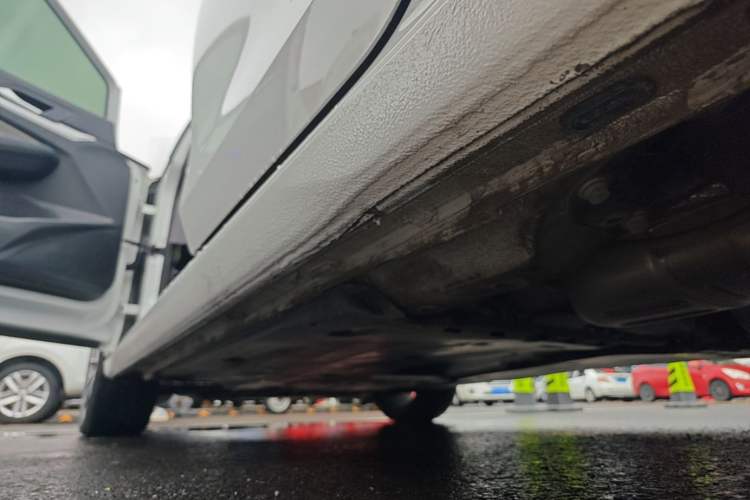 Used Volkswagen Golf 2023 Facelift 280TSI DSG Pro Left Side Sill