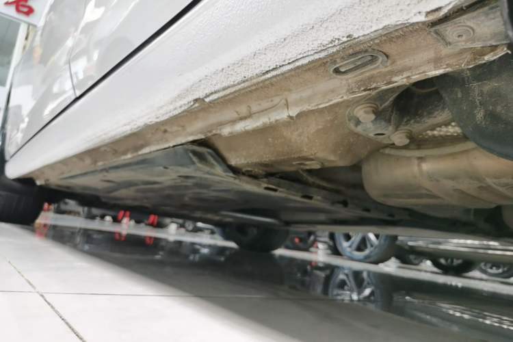 Used Volkswagen Golf 2023 Facelift 280TSI DSG Pro Left Side Sill