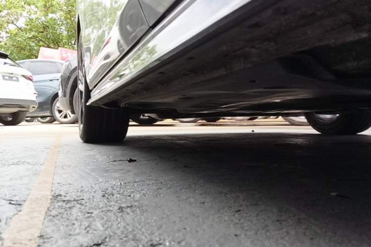 Used Volkswagen Golf 2023 280TSI DSG R-Line Lite Left Side Sill