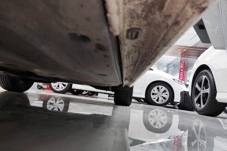 Used Volkswagen Golf 2023 280TSI DSG Pro Left Side Sill