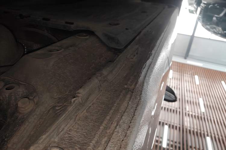 Used Volkswagen Golf 2023 Facelift 280TSI DSG Pro Left Side Sill