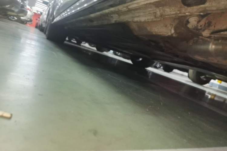 Used Volkswagen Golf 2023 Facelift 280TSI DSG R-Line Lite Left Side Sill
