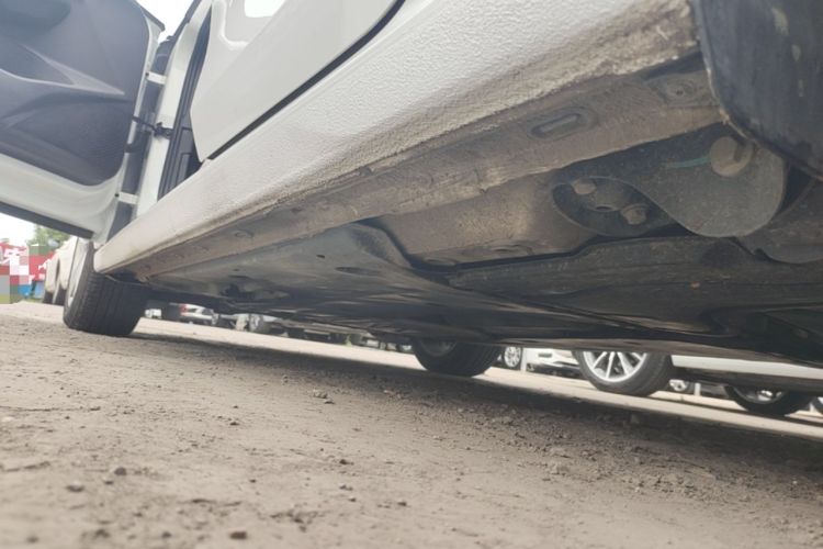 Used Volkswagen Golf 2023 200TSI DSG Left Side Sill