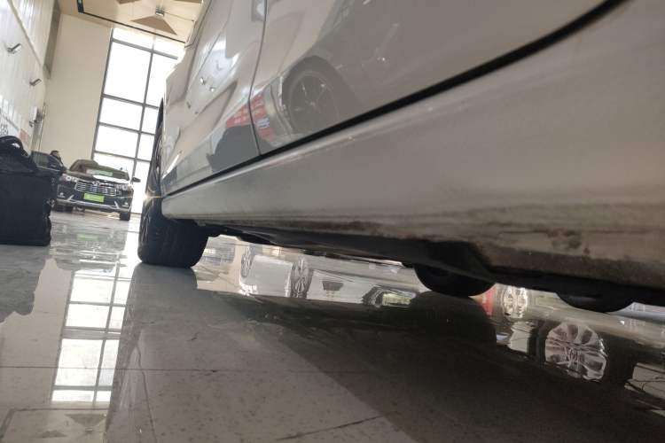 Used Volkswagen Golf 2023 Facelift 280TSI DSG Pro Left Side Sill