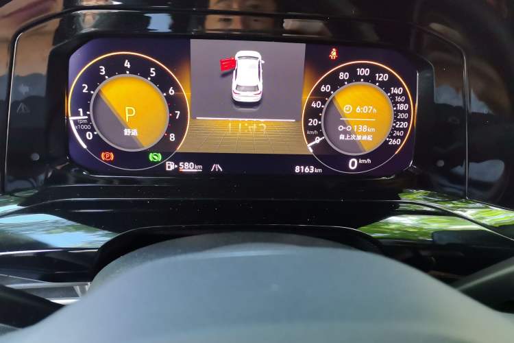 Used Volkswagen Golf 2023 Facelift 280TSI DSG R-Line Lite Odometer Close Up