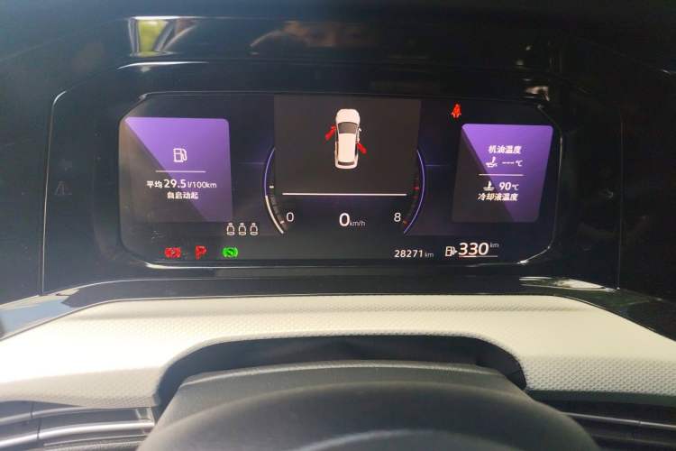 Used Volkswagen Golf 2023 280TSI DSG Pro 20th Anniversary Edition Odometer Close Up