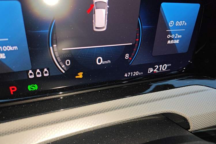 Used Volkswagen Golf 2023 280TSI DSG Pro Odometer Close Up