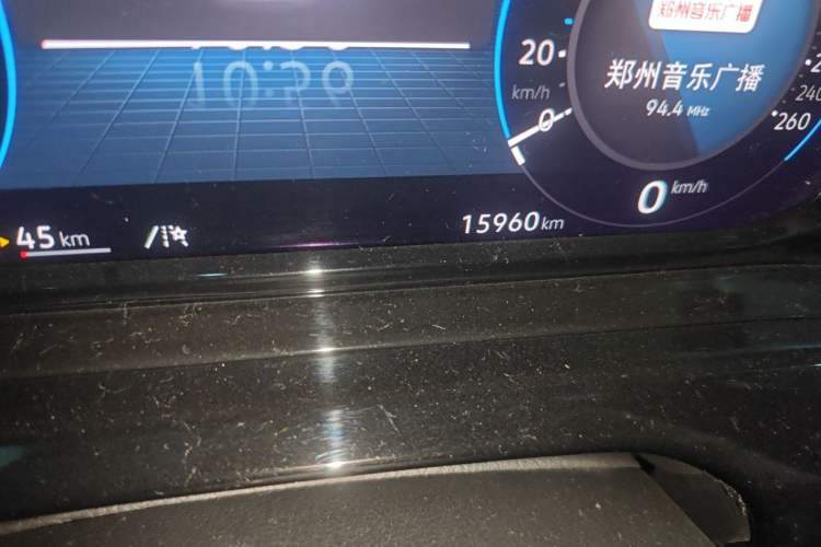 Used Volkswagen Golf 2023 Facelift 280TSI DSG R-Line Lite Odometer Close Up