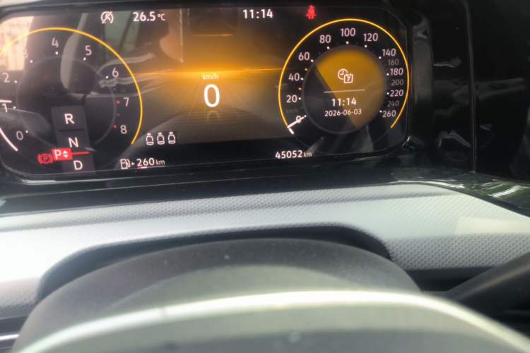 Used Volkswagen Golf 2023 280TSI DSG Pro Odometer Close Up