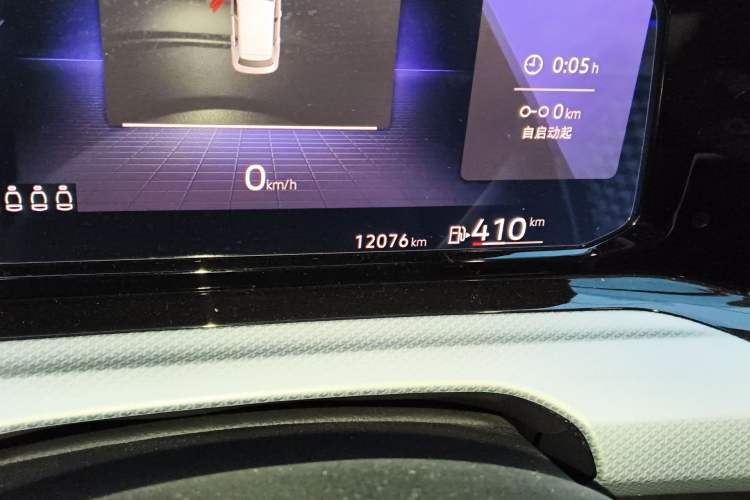 Used Volkswagen Golf 2023 Facelift 280TSI DSG Pro Odometer Close Up