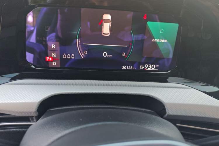 Used Volkswagen Golf 2023 Facelift 280TSI DSG Pro Odometer Close Up