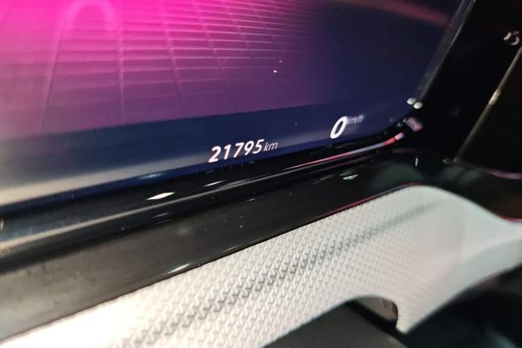 Used Volkswagen Golf 2023 Facelift 280TSI DSG Pro Odometer Close Up