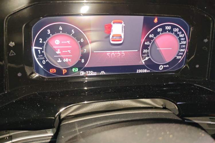 Used Volkswagen Golf 2023 Facelift 280TSI DSG R-Line Lite Odometer Close Up