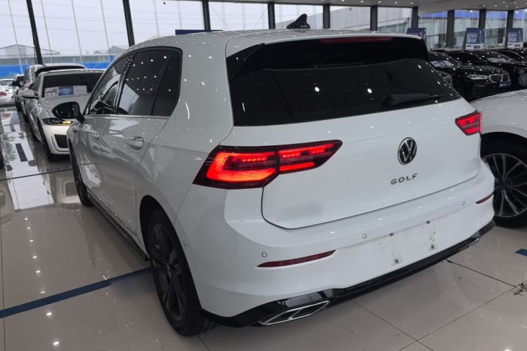 Used Volkswagen Golf 2023 Facelift 280TSI DSG R-Line Lite Rear Left 45 Deg