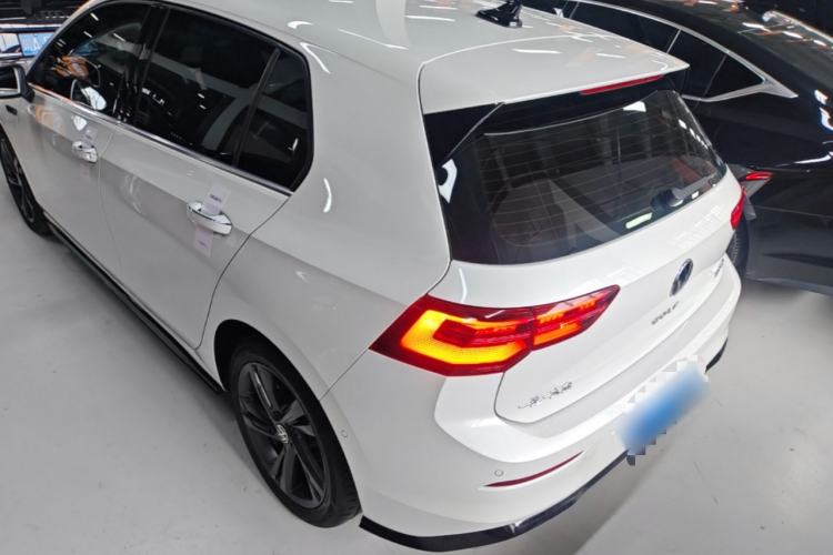 Used Volkswagen Golf 2023 Facelift 280TSI DSG R-Line Lite Rear Left 45 Deg