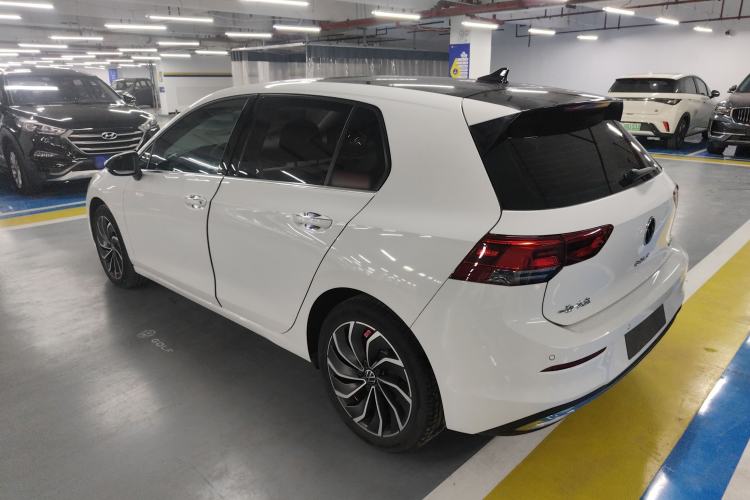Used Volkswagen Golf 2023 Facelift 280TSI DSG Pro Rear Left 45 Deg