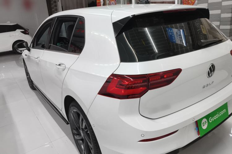 Used Volkswagen Golf 2023 Facelift 280TSI DSG R-Line Lite Rear Left 45 Deg