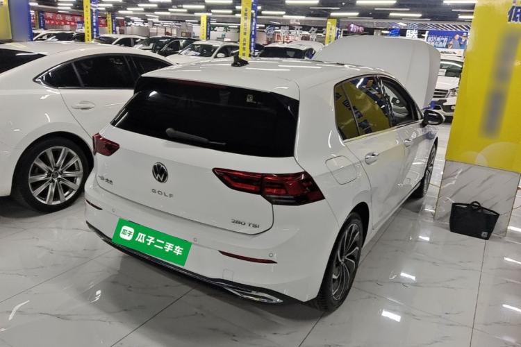 Used Volkswagen Golf 2023 Facelift 280TSI DSG Pro Rear Right 45 Deg