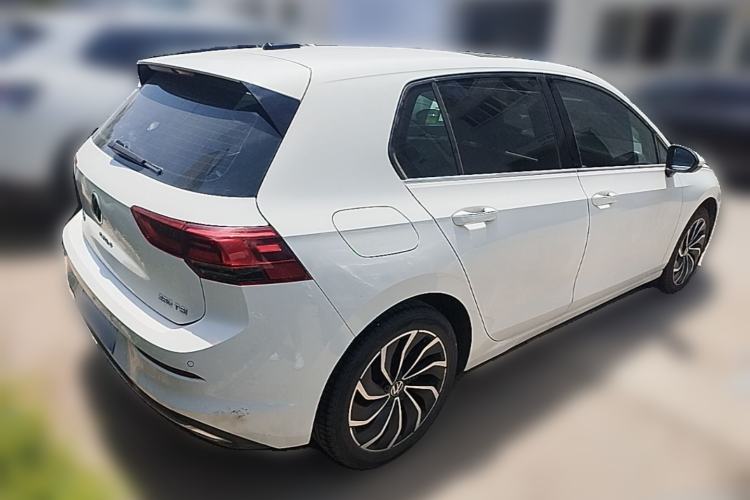 Used Volkswagen Golf 2023 Facelift 280TSI DSG Pro Rear Right 45 Deg
