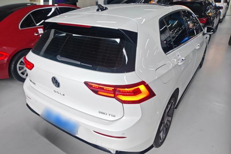 Used Volkswagen Golf 2023 Facelift 280TSI DSG R-Line Lite Rear Right 45 Deg