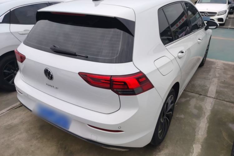 Used Volkswagen Golf 2023 280TSI DSG Pro Rear Right 45 Deg