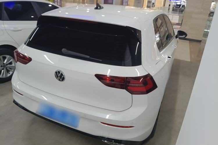 Used Volkswagen Golf 2023 Facelift 280TSI DSG R-Line Lite Rear Right 45 Deg
