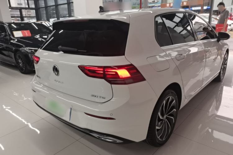 Used Volkswagen Golf 2023 Facelift 280TSI DSG Pro Rear Right 45 Deg