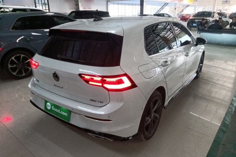 Used Volkswagen Golf 2023 280TSI DSG R-Line Lite Rear Right 45 Deg
