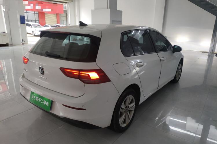 Used Volkswagen Golf 2023 200TSI DSG Rear Right 45 Deg