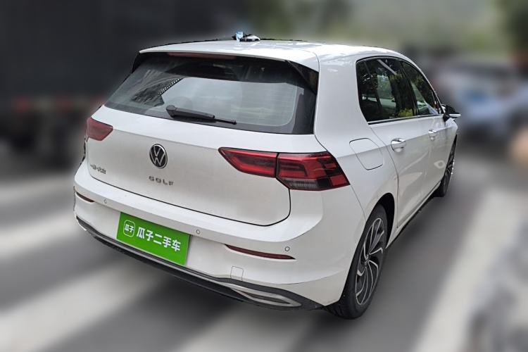 Used Volkswagen Golf 2023 Facelift 280TSI DSG Pro Rear Right 45 Deg