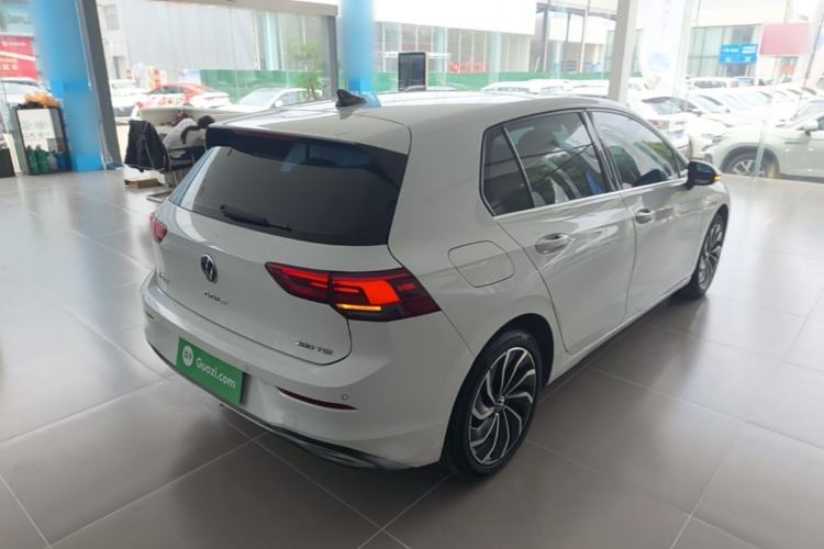 Used Volkswagen Golf 2023 Facelift 280TSI DSG Pro Rear Right 45 Deg