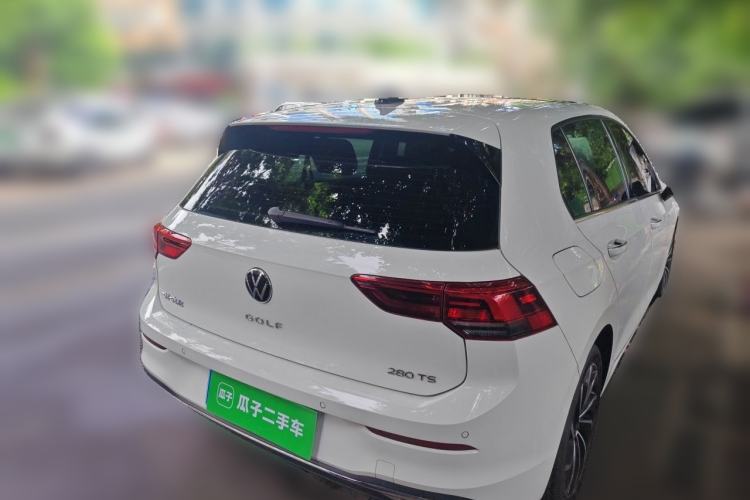 Used Volkswagen Golf 2023 Facelift 280TSI DSG Pro Rear Right 45 Deg