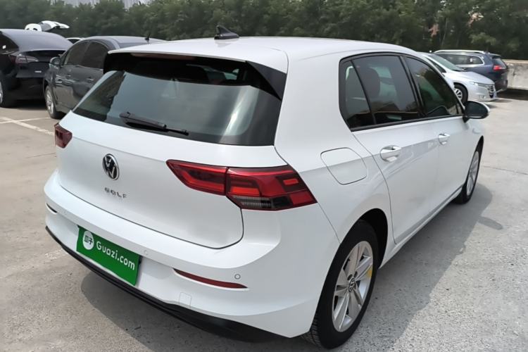 Used Volkswagen Golf 2023 200TSI DSG Rear Right 45 Deg