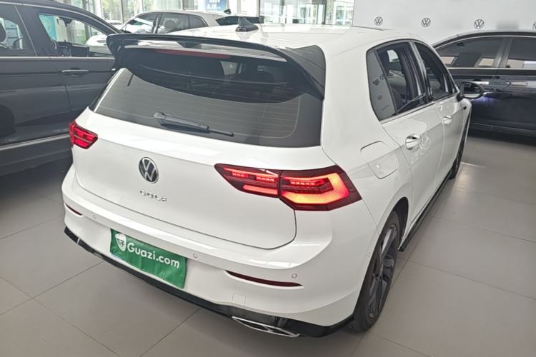 Used Volkswagen Golf 2023 Facelift 280TSI DSG R-Line Rear Right 45 Deg