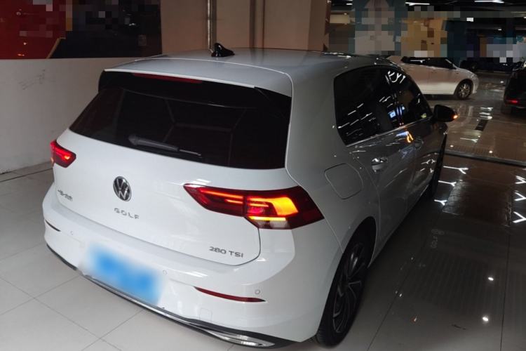 Used Volkswagen Golf 2023 280TSI DSG Pro Rear Right 45 Deg
