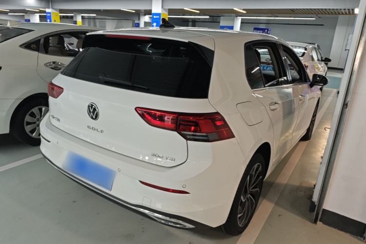 Used Volkswagen Golf 2023 200TSI DSG Pro Rear Right 45 Deg