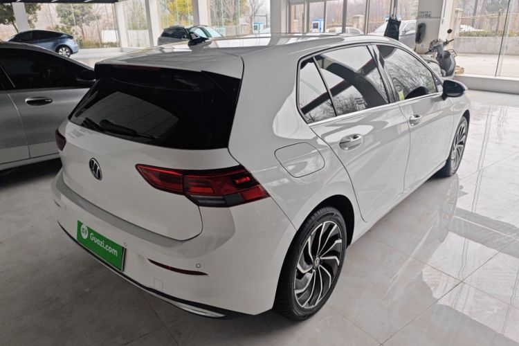 Used Volkswagen Golf 2023 280TSI DSG Pro Rear Right 45 Deg