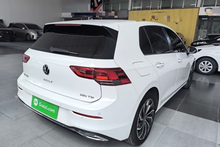 Used Volkswagen Golf 2023 Facelift 280TSI DSG Pro Rear Right 45 Deg