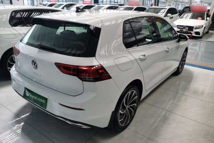 Used Volkswagen Golf 2023 Facelift 280TSI DSG Pro Rear Right 45 Deg