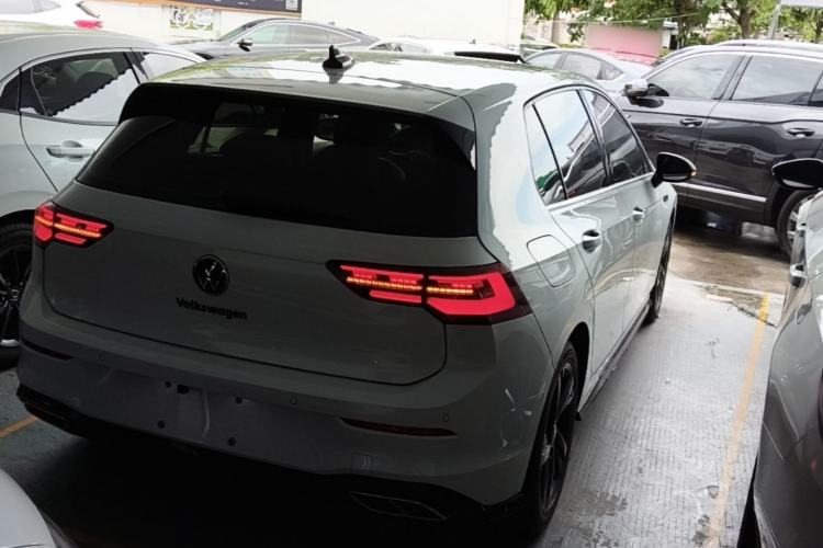 Used Volkswagen Golf 2023 280TSI DSG R-Line Lite Rear Right 45 Deg