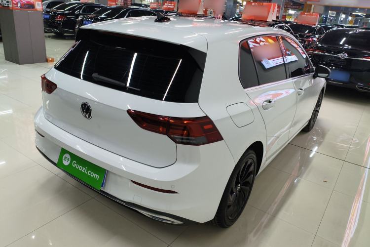 Used Volkswagen Golf 2023 280TSI DSG Pro Rear Right 45 Deg